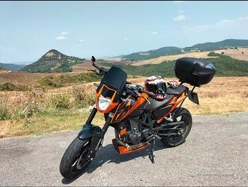 KTM Duke 690