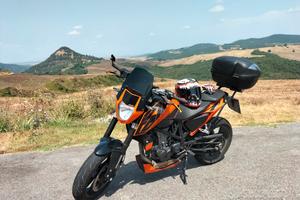 KTM Duke 690