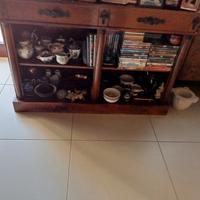 credenzina a vista con due cassetti inizio 900 sti