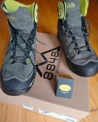 Scarponcini trekking uomo