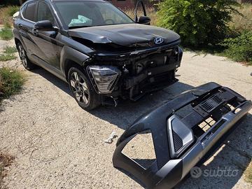 Hyundai Kona 2023 incidentata