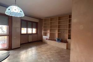 Luminoso trilocale con terrazza e cantina