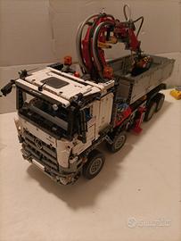 lego Technic camion gru 42043