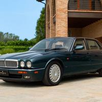 Jaguar XJ6 3.2 MANUALE - JAG00085