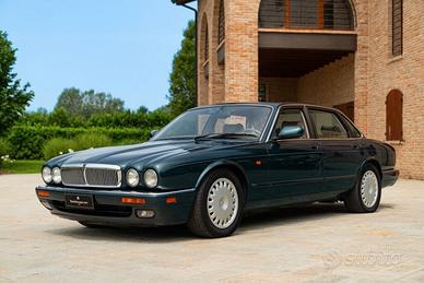 Jaguar XJ6 3.2 MANUALE - JAG00085