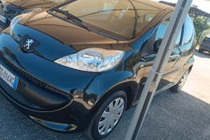 Peugeot 107 1.0 68CV 5p. Plaisir