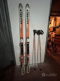 Sci volki con bacchette