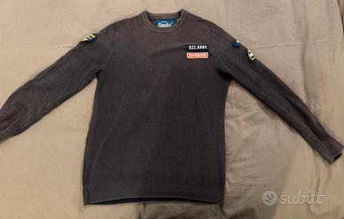 Maglione a coste blu Superdry.