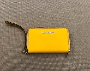 Portafoglio Michael Kors Saffiano Con Polsino
