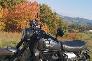 Moto ducati scrambler