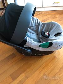 Seggiolino auto Aton S2i con cover grigia