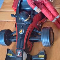 Ferrari con pilota Action Man