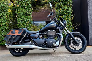 Moto Triumph Thunderbird Storm 1700