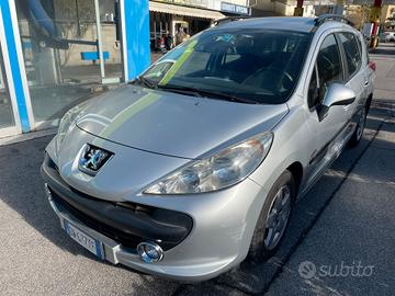 Peugeot 207 1.4 8V 75CV SW X Line