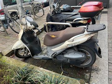 Suzuki UX Sixteen 150 - 2009