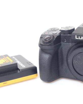 FOTOCAMERA DIGITALE MIRRORLESS PANASONIC G7. CORPO