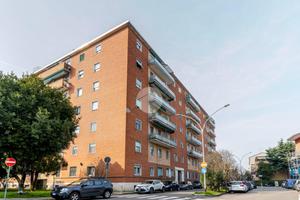 3 LOCALI A CESANO BOSCONE