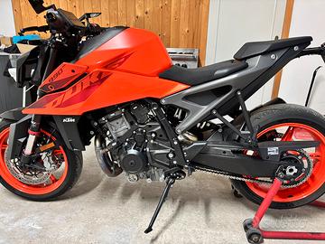 Ktm duke 990