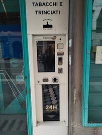 distributore di sigarette 
