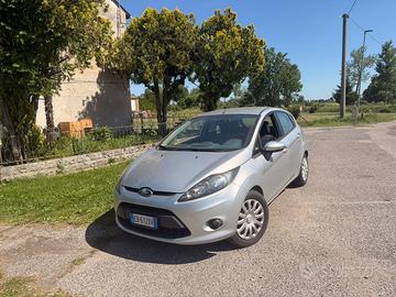 Ford fiesta 1.4 70cv 170 mila km 2010