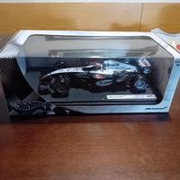 Hotwheels mclaren mp4-19 (K.Raikkonen) 1:18