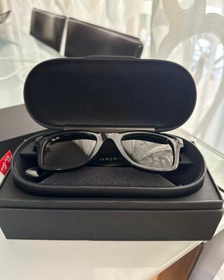 RAY-BAN WAYFARER STORIES COME NUOVI
