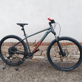 bici MTB cube 