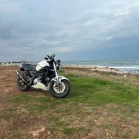 Cagiva raptor 650