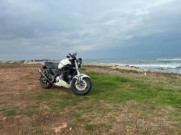 Cagiva raptor 650