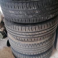 Cerchi Clio 3 con gomme e copricerchi