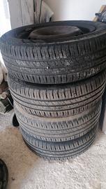 Cerchi Clio 3 con gomme e copricerchi