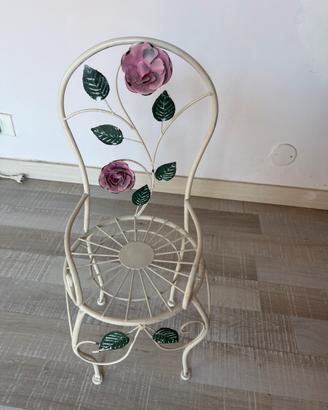 Seggiolina decorativa portavasi