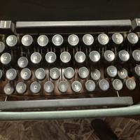 Macchina da scrive vintage 40/50