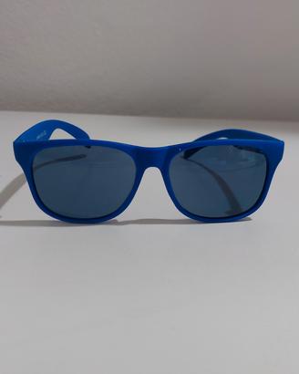Occhiali sole blu