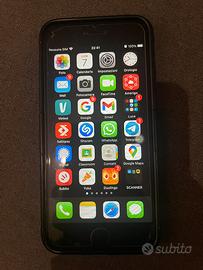 iPhone 7 - 128 giga, nero, con Assistive/touch