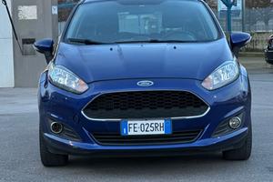 Ford Fiesta 1.5 TDCi 75CV 3 porte Black & White Ed