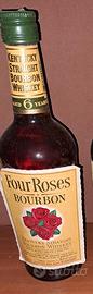 Bottiglia whisky Four Roses  old 6 years.