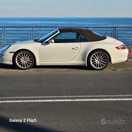 Porsche 911 Carrera 4S Cabriolet