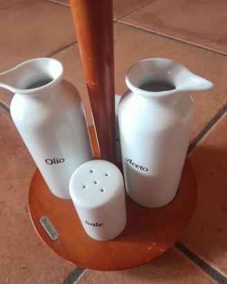 Set sale, pepe, olio, aceto