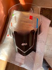 Cupolino Touring, tenere