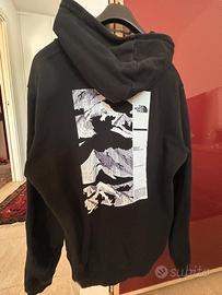 North Face felpa nera pari al nuovo