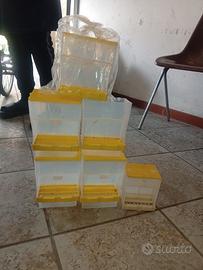 Contenitori per cibo pappagalli o altro