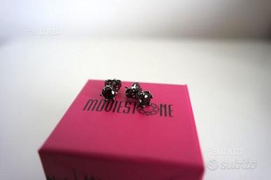 Orecchini a lobo in argento nuovi