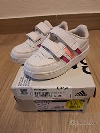 Scarpe Adidas n. 25