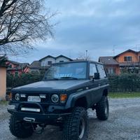 toyota land cruiser lj70