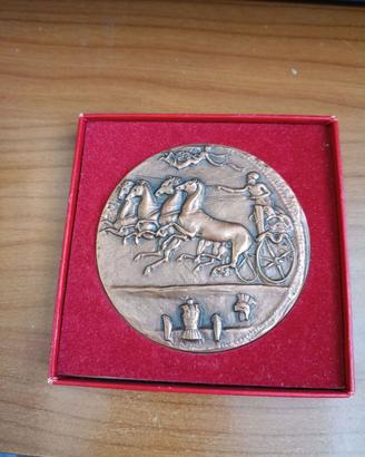 Medaglione scultura in bronzo anno 1963