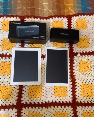 Lotto Ricambi: iPad 3, Samsung Tab, Cassa + Cavo