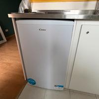 Frigorifero Sottotavolo con Freezer