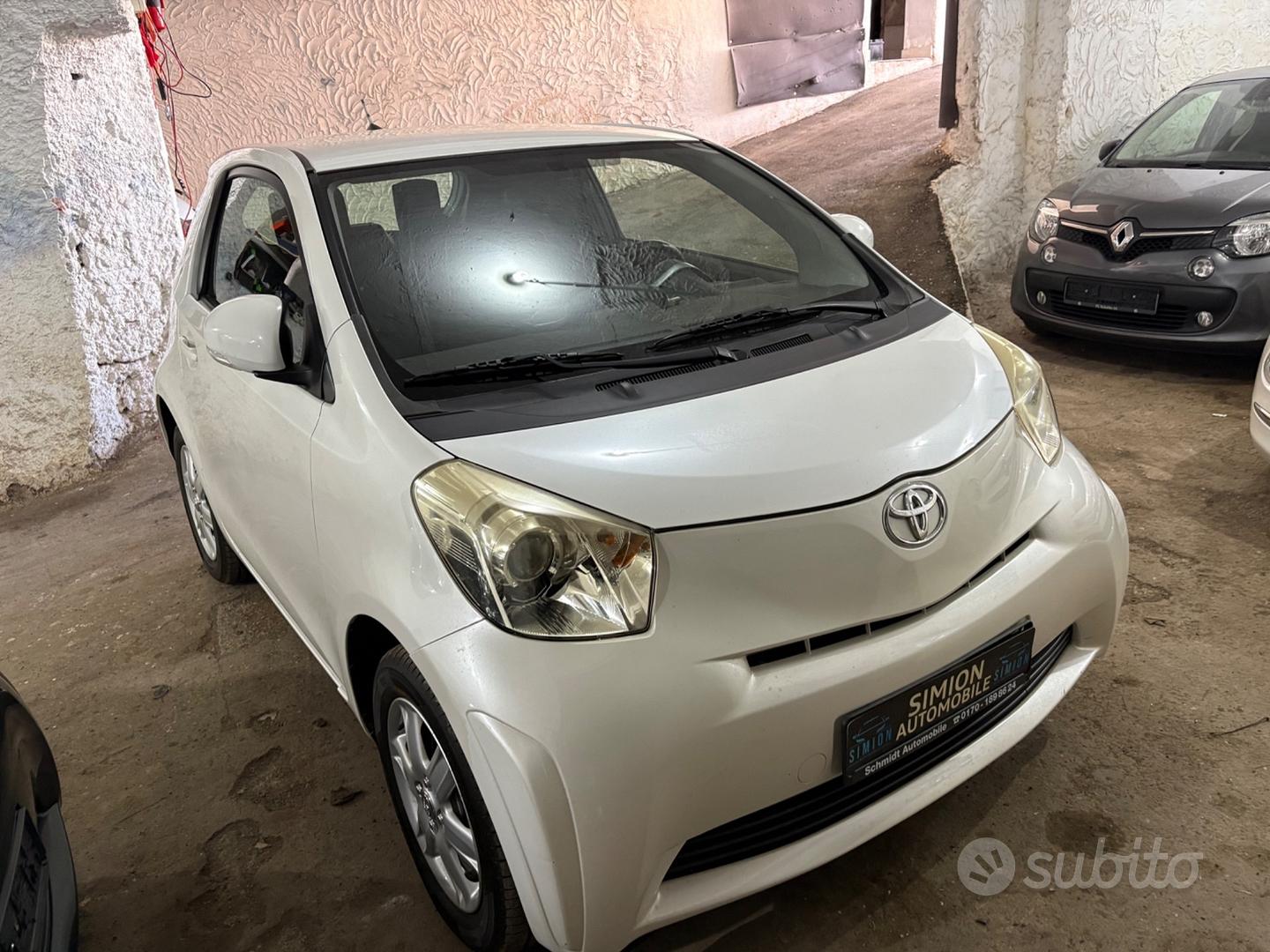 Toyota Iq 2009 photo 2