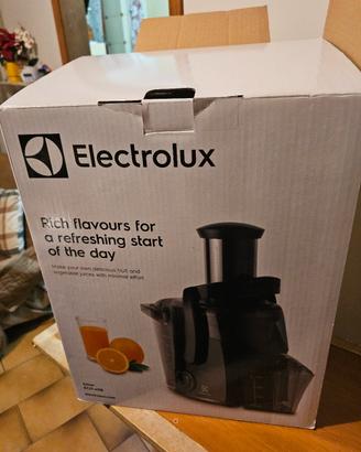 spremiagrumi Electrolux ECJ1-4GB  NUOVA 